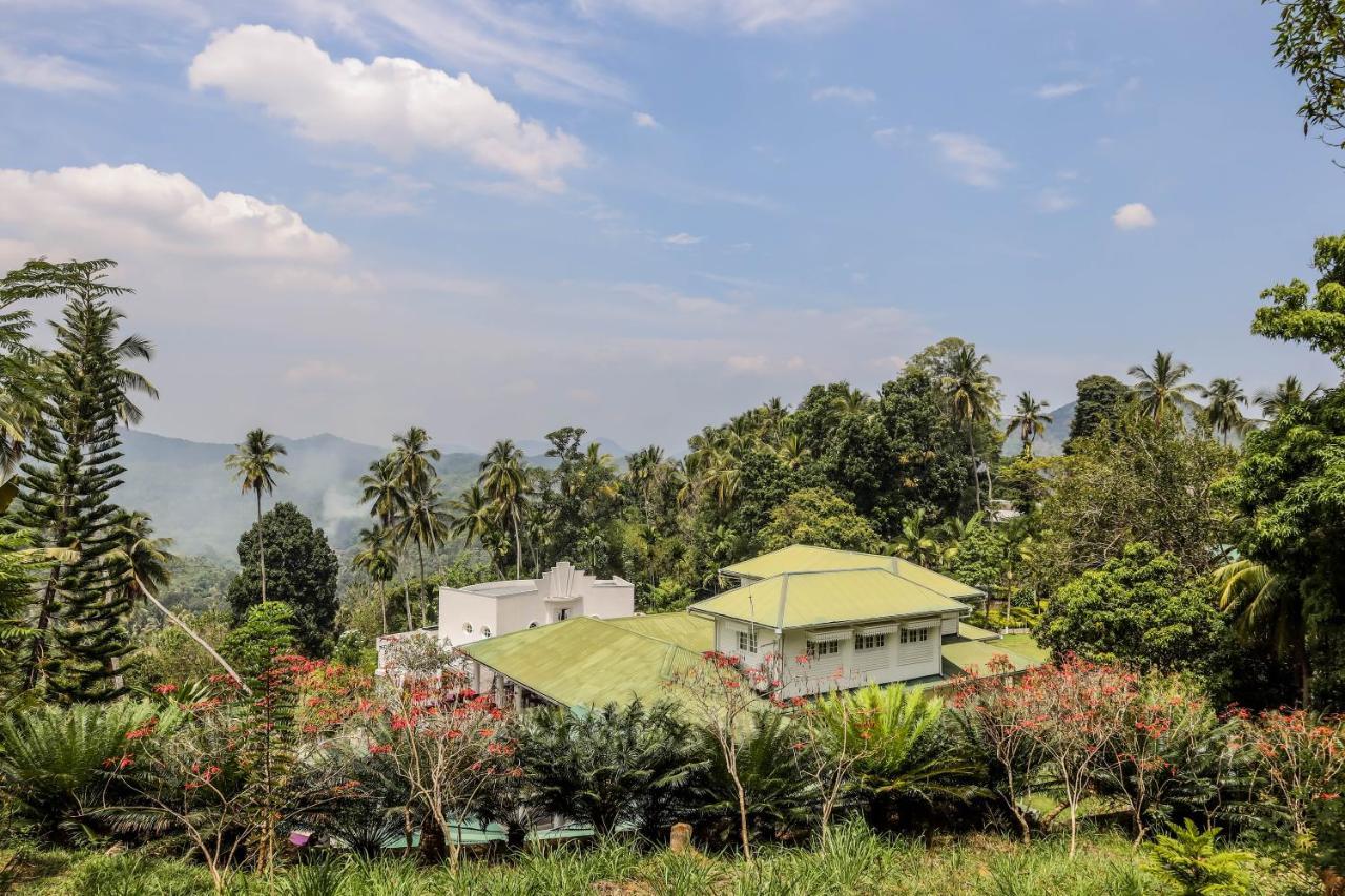 The Flame Tree Estate & Hotel Kandy Exterior foto